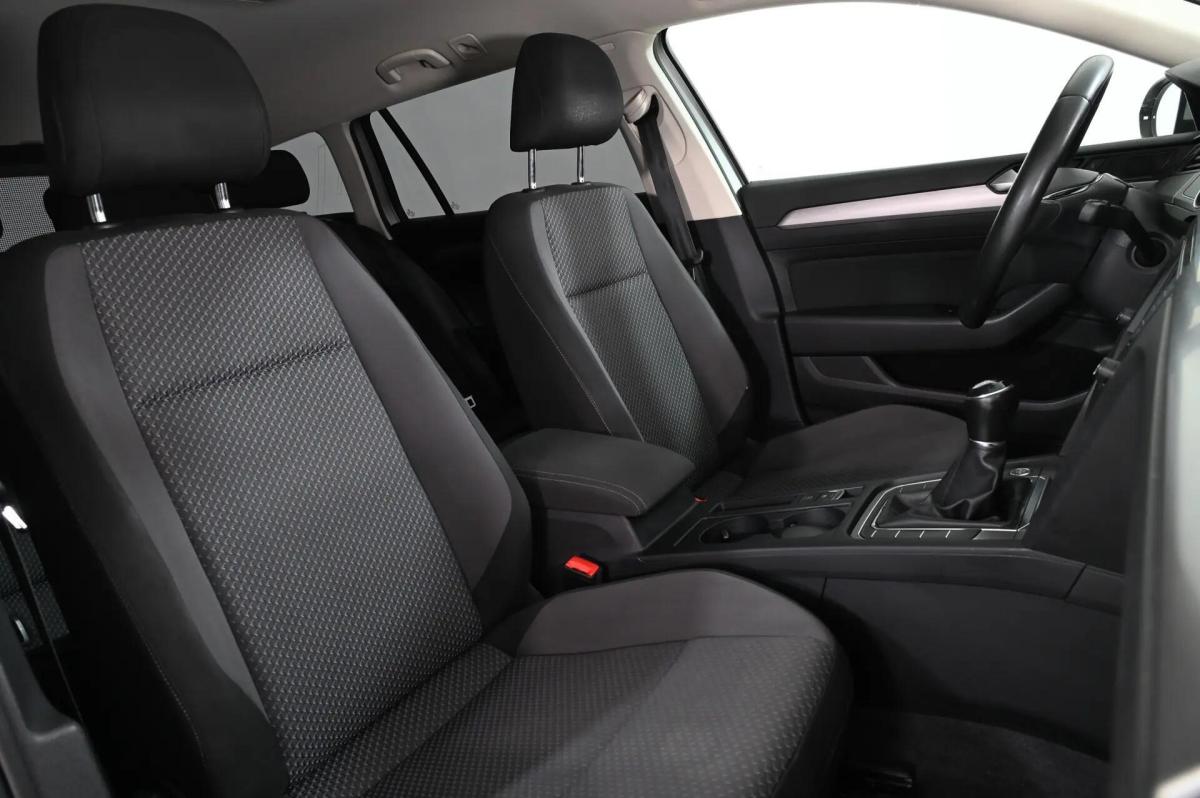 volkswagen-passat-variant-2016-diesel-1598cc