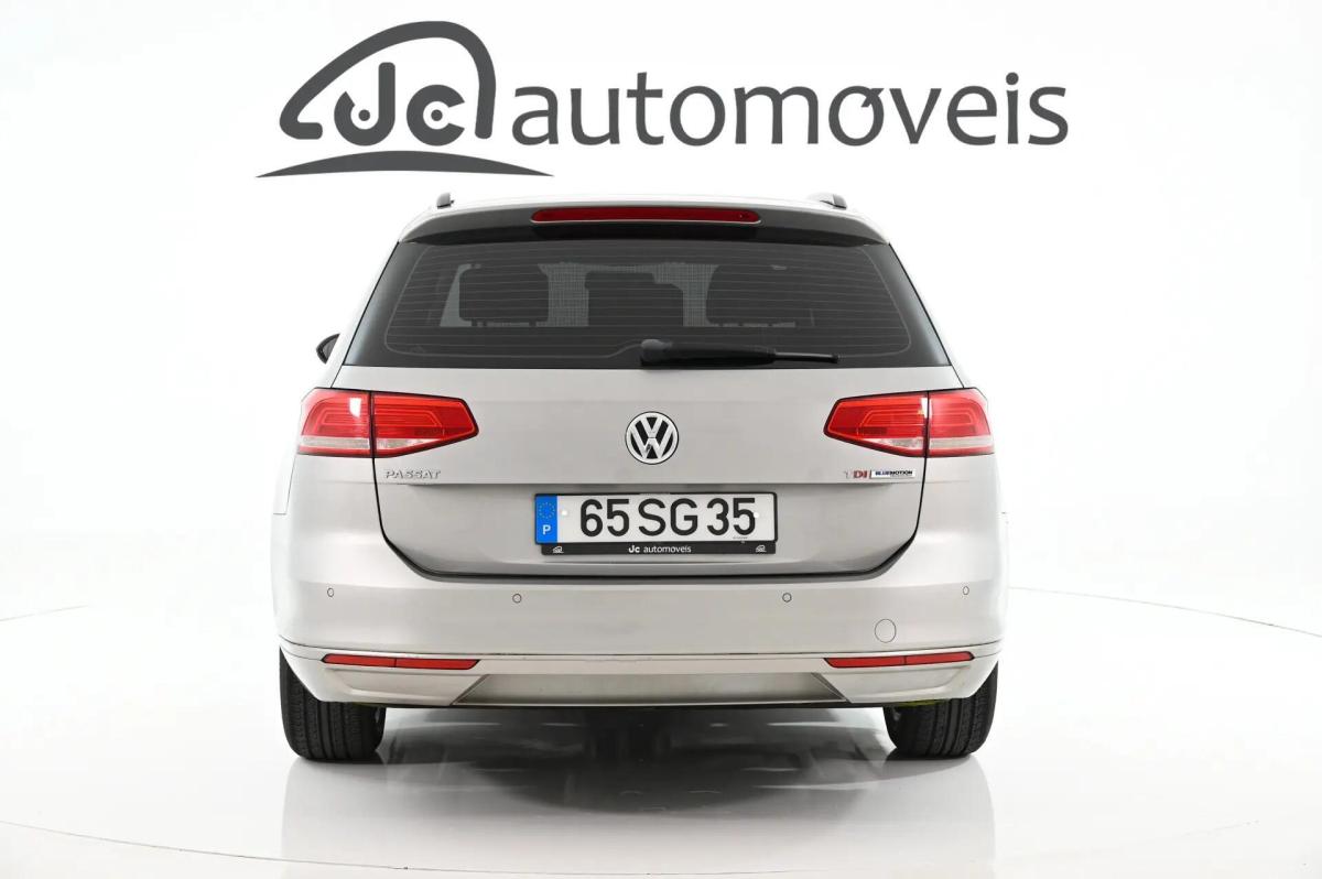 volkswagen-passat-variant-2016-diesel-1598cc