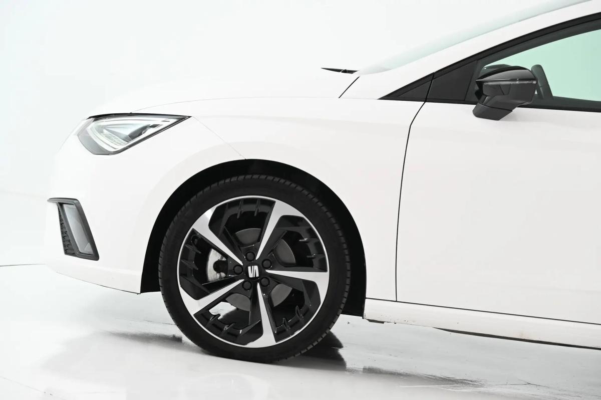 seat-ibiza-2025-gasolina-999cc