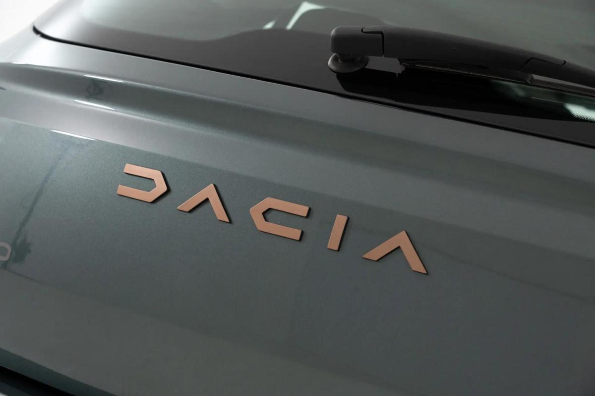 dacia-sandero-2023-gpl-999cc