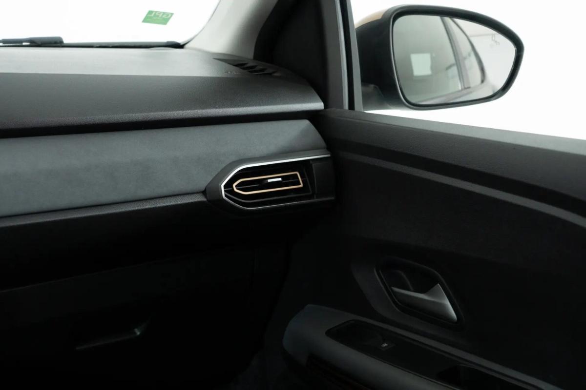 dacia-sandero-2023-gpl-999cc