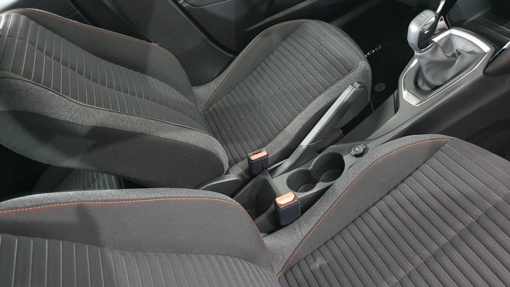 peugeot-208-2022-gasolina-0cc