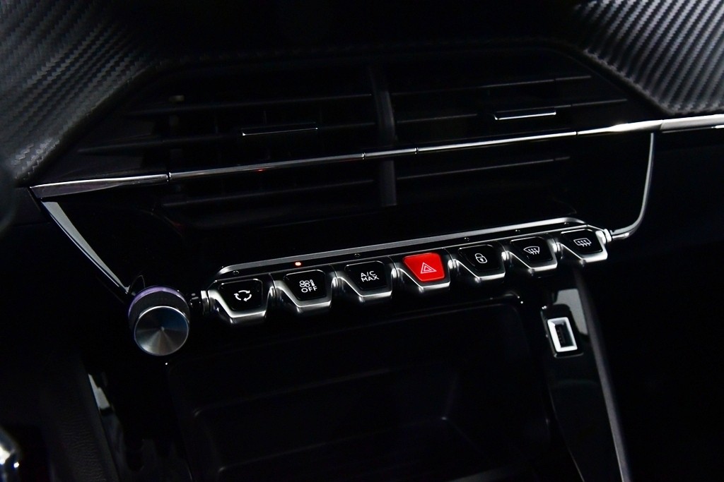 peugeot-208-2022-gasolina-0cc