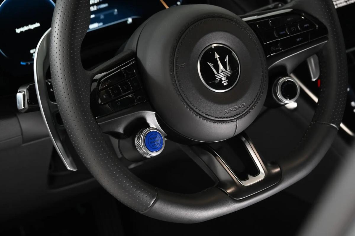 maserati-grecale-2025-gasolina-1995cc