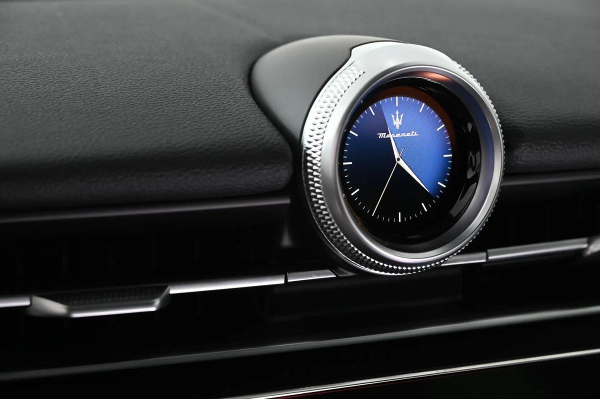 maserati-grecale-2025-gasolina-1995cc