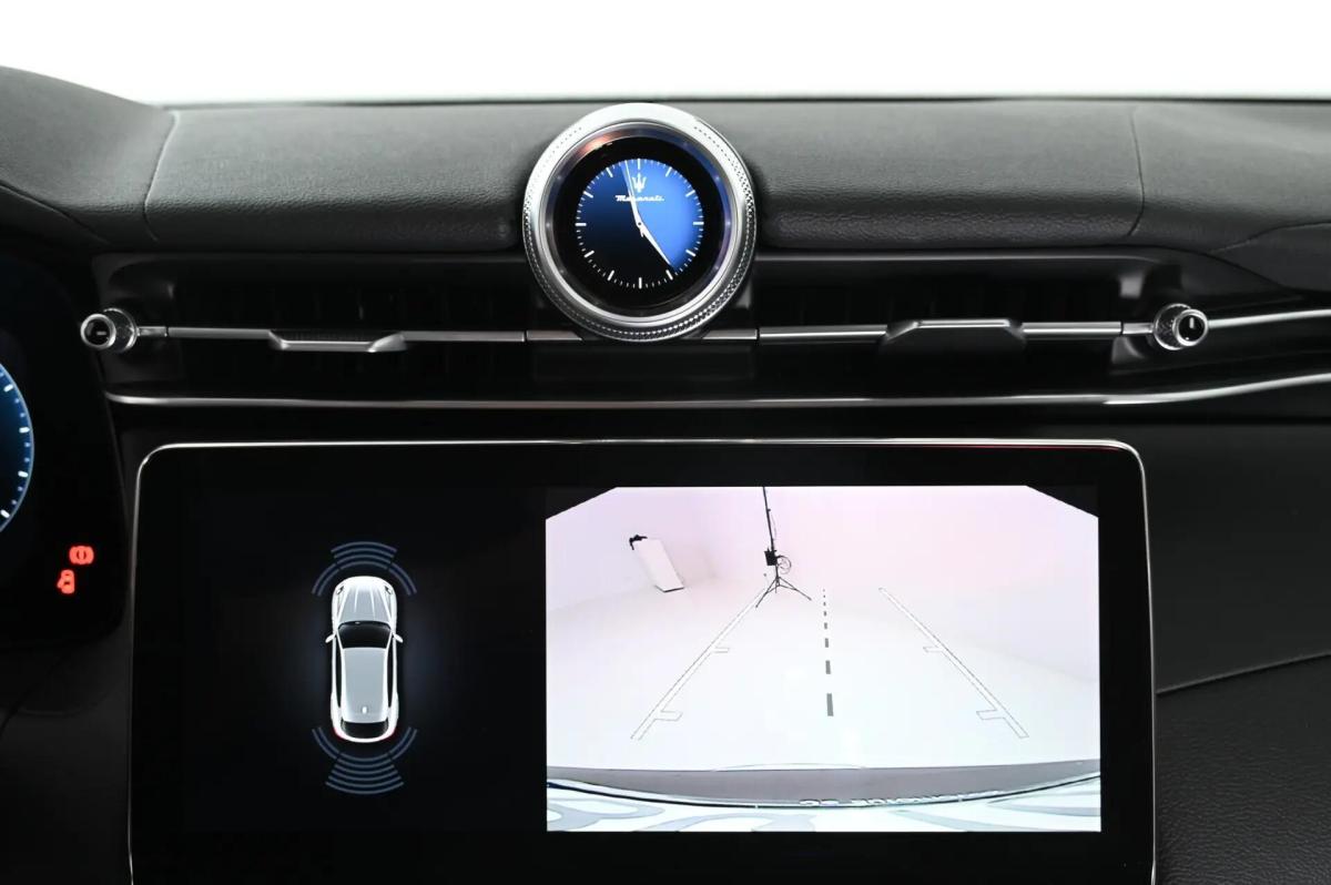 maserati-grecale-2025-gasolina-1995cc
