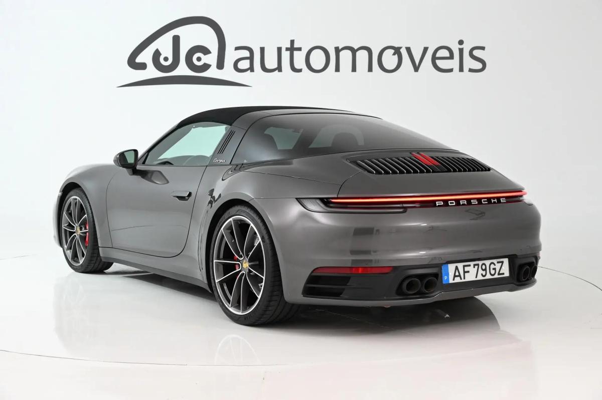 porsche-911-2021-gasolina-2981cc