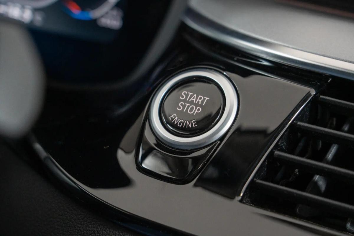 bmw-serie-5-530d-sedan-2023-diesel-2993cc