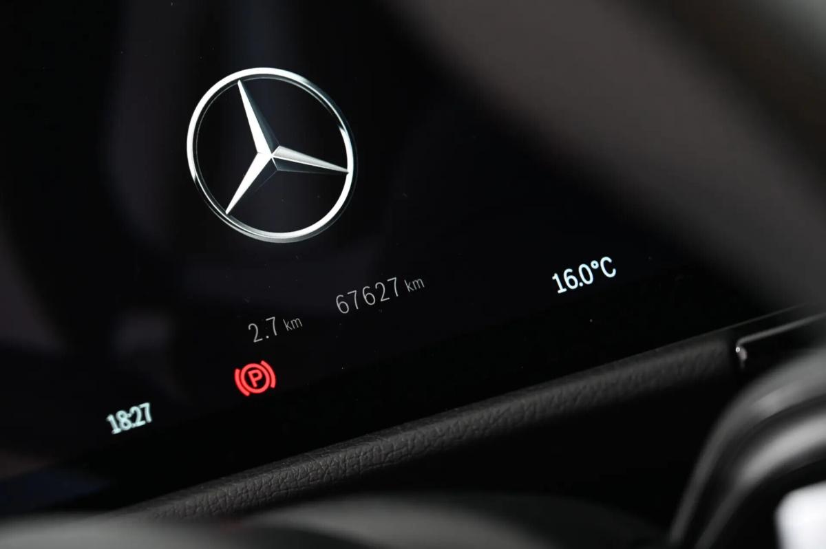 mercedes-benz-gla-200-2025-diesel-1950cc