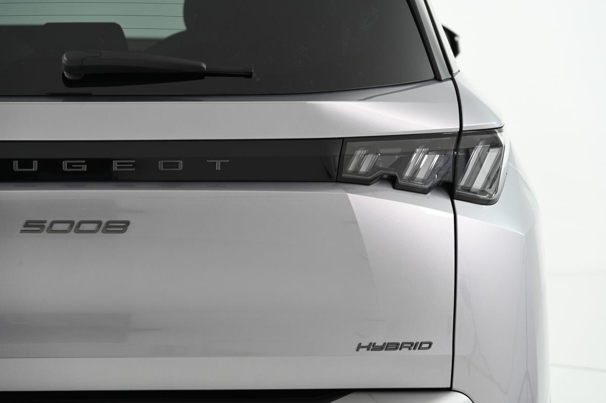 peugeot-5008-2025-gasolina-1199cc