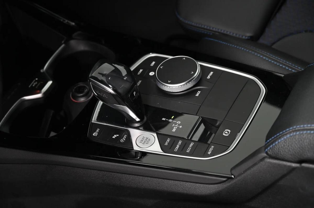 bmw-serie-1-118i-2021-gasolina-1499cc