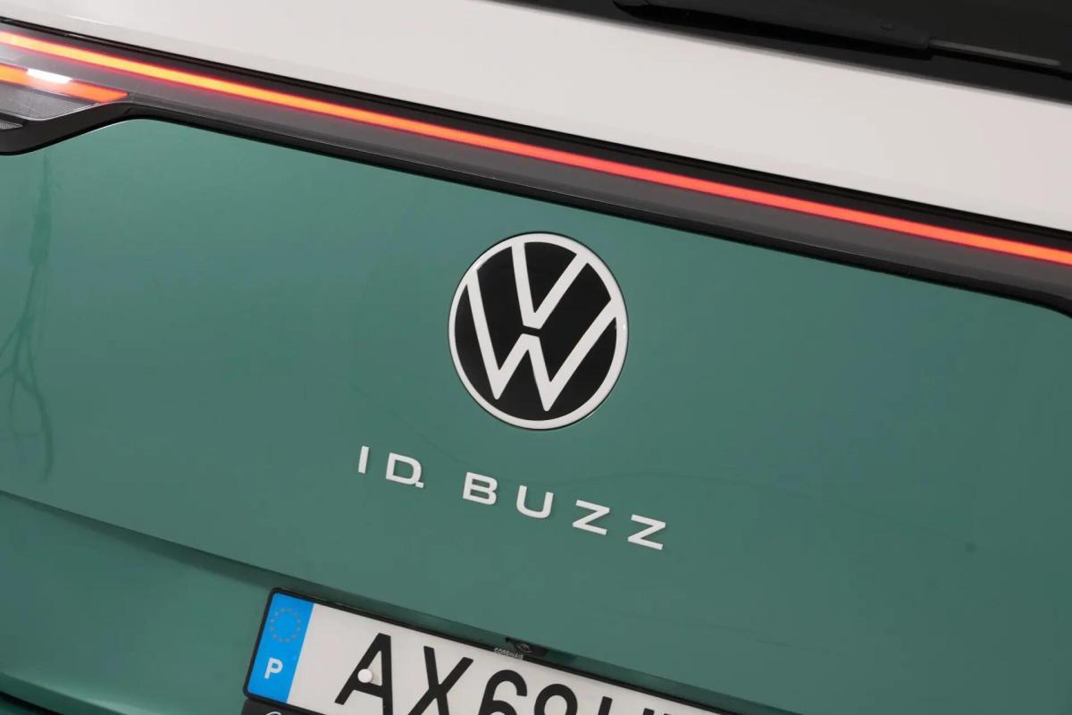 volkswagen-id-buzz-2023-eletrico-0cc