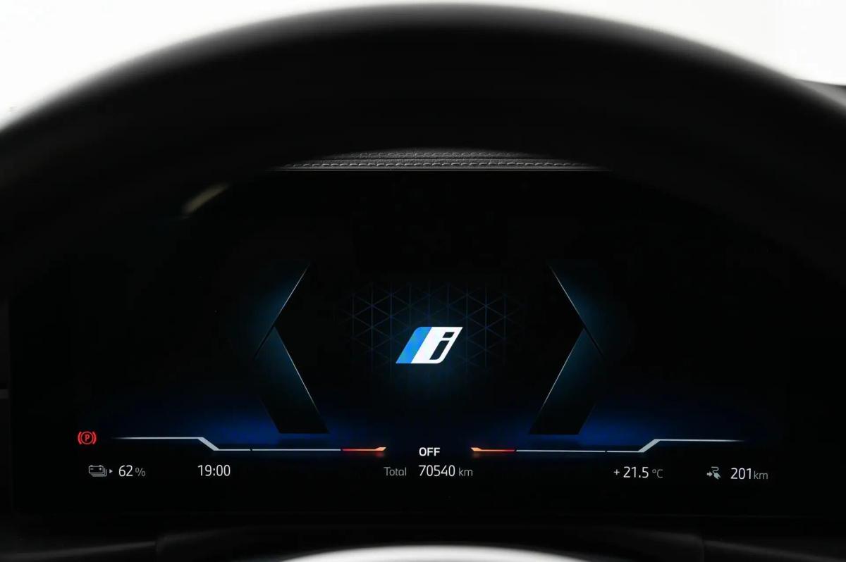 bmw-serie-i-i4-edrive40-2023-eletrico-0cc