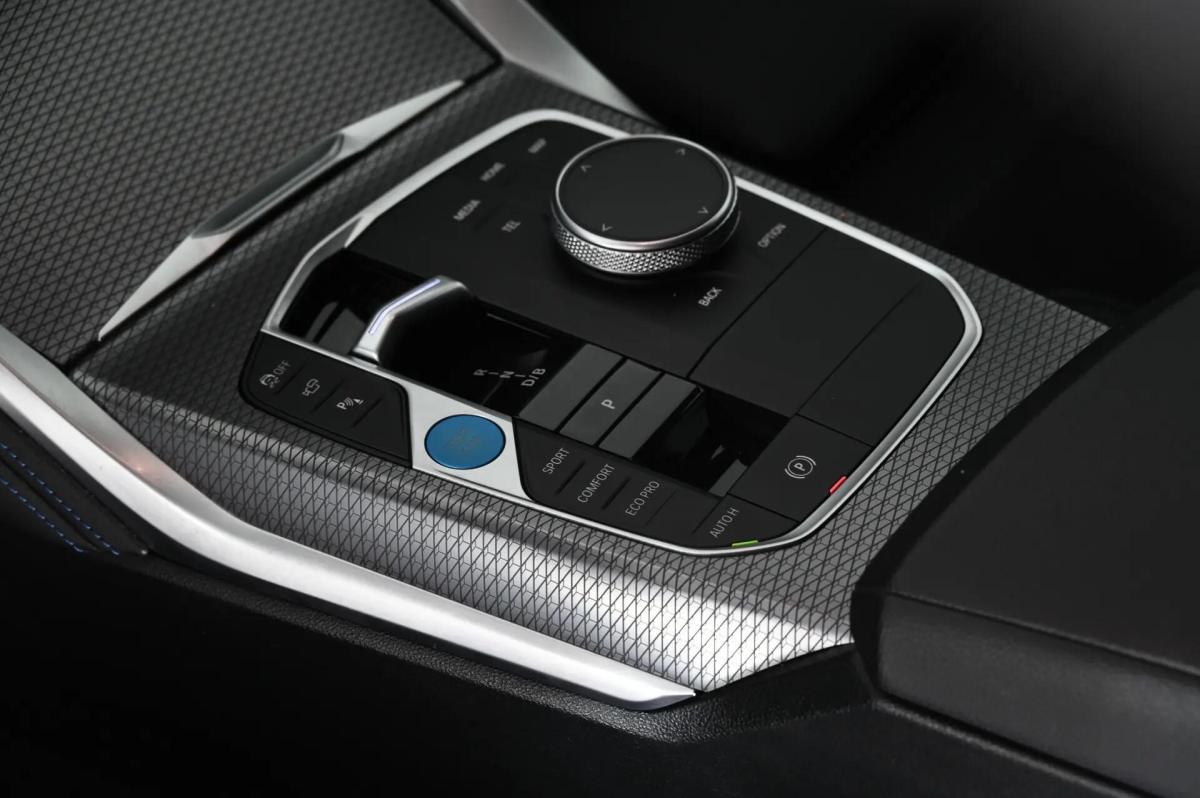 bmw-serie-i-i4-edrive40-2023-eletrico-0cc