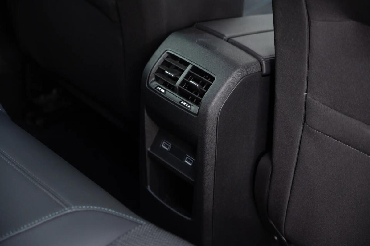 peugeot-308-2024-gasolina-1199cc