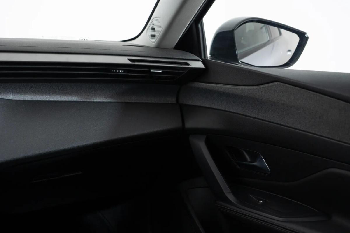 peugeot-308-2024-gasolina-1199cc
