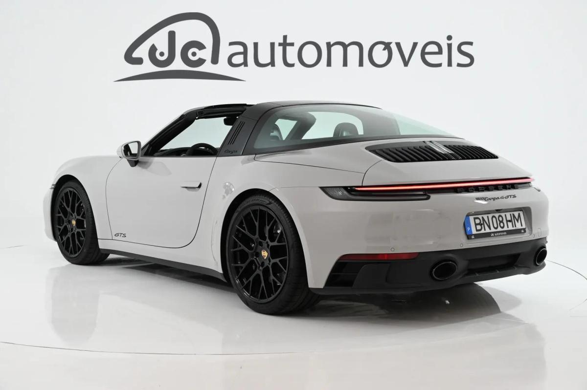 porsche-992-2024-gasolina-2981cc