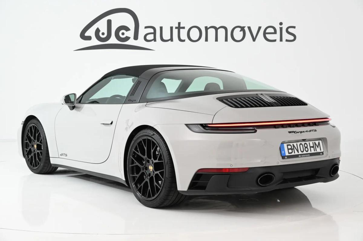 porsche-992-2024-gasolina-2981cc