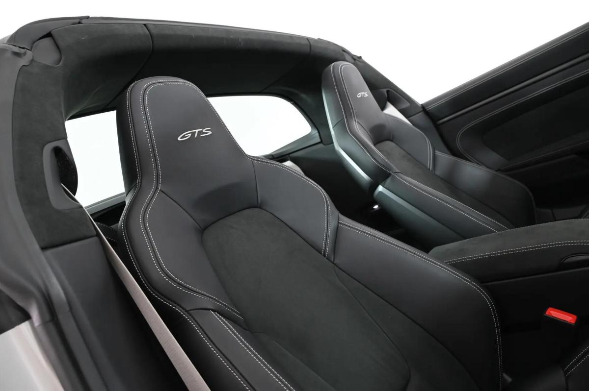 porsche-992-2024-gasolina-2981cc