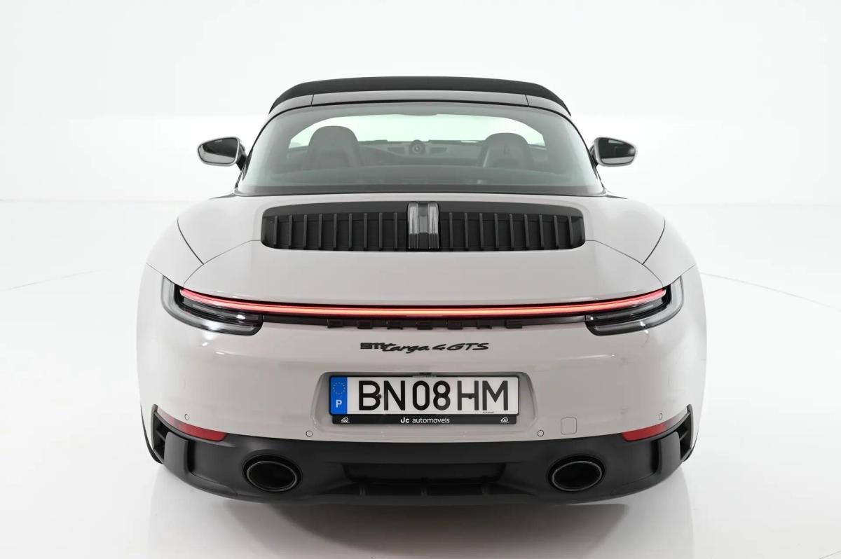 porsche-992-2024-gasolina-2981cc