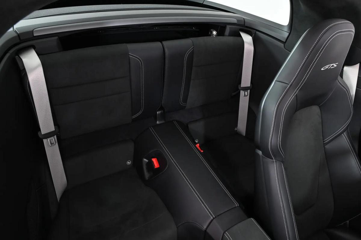 porsche-992-2024-gasolina-2981cc