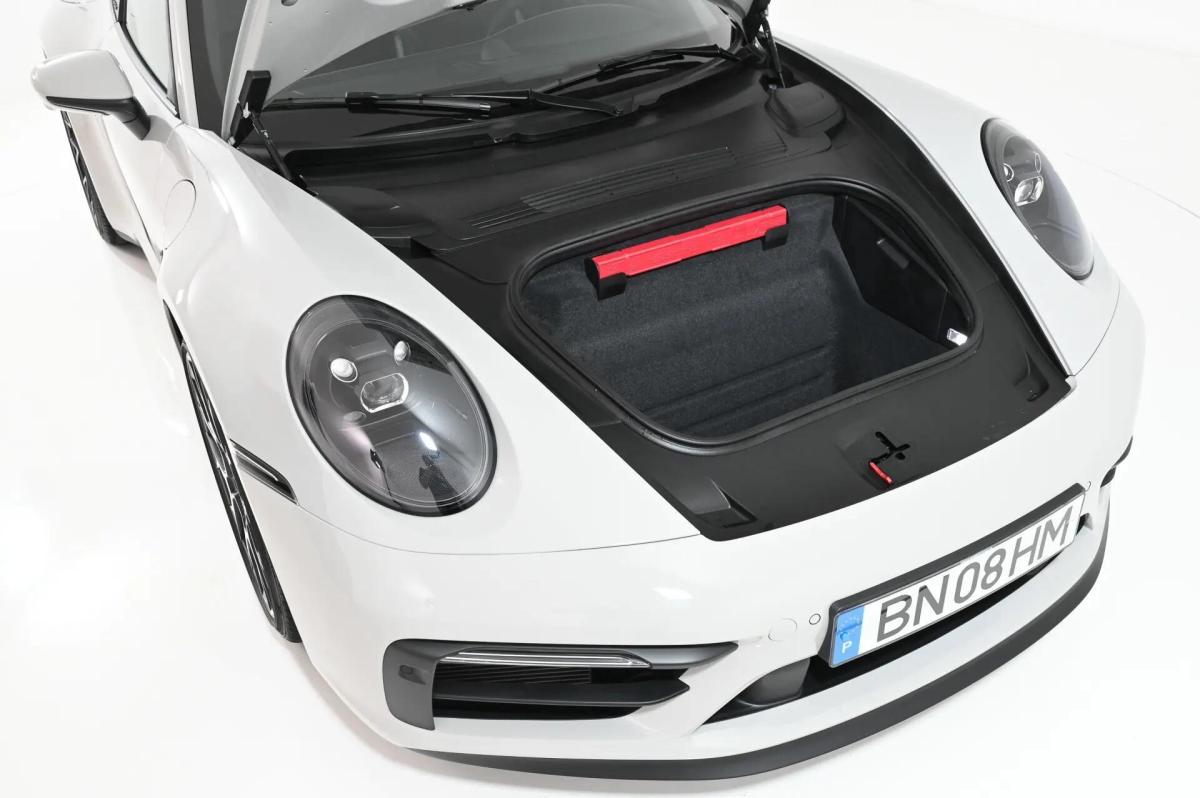 porsche-992-2024-gasolina-2981cc