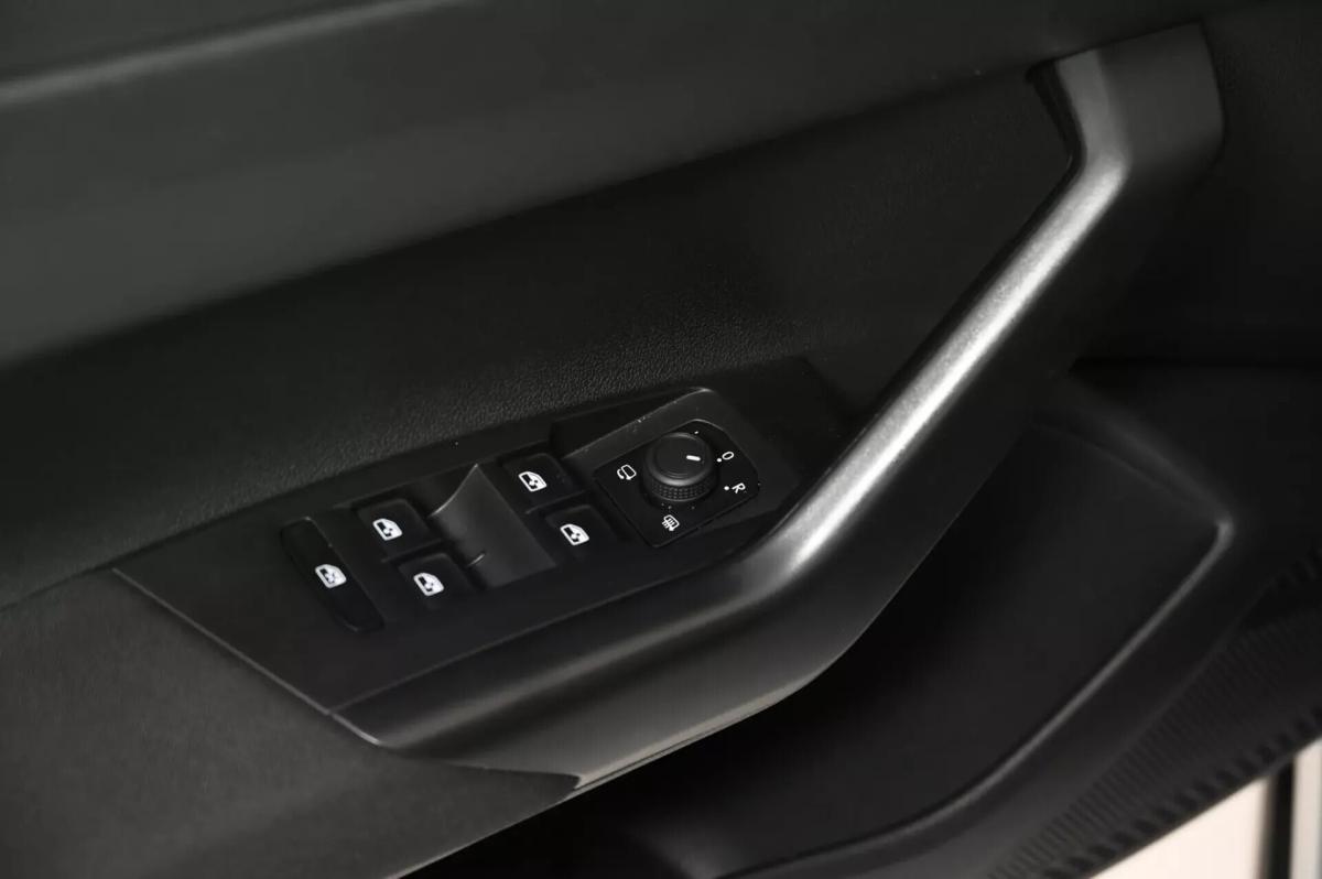 volkswagen-taigo-2024-gasolina-999cc