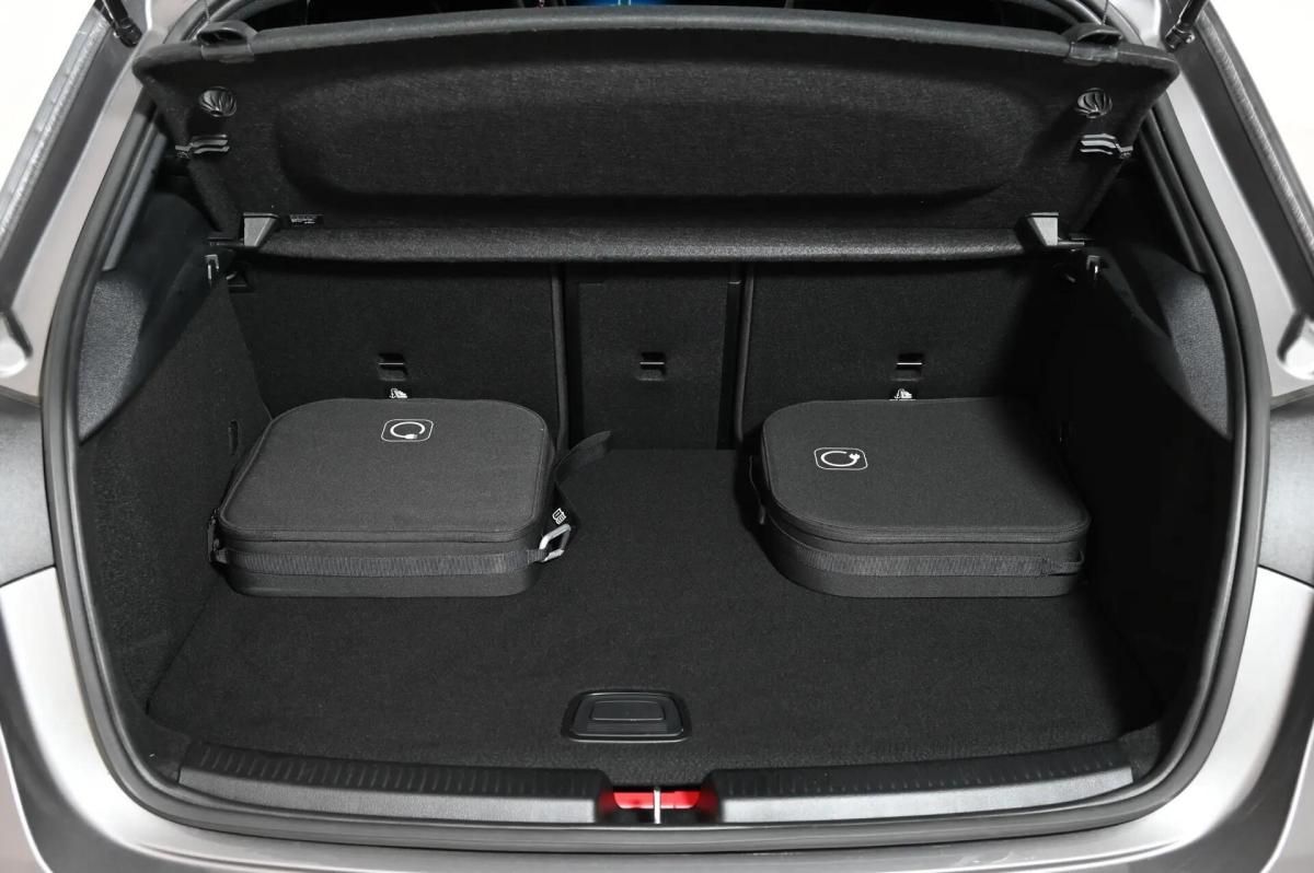mercedes-benz-classe-a-a-250-e-2024-hibrido-a-gasolina-1332cc