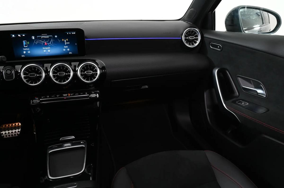 mercedes-benz-classe-a-a-250-e-2024-hibrido-a-gasolina-1332cc