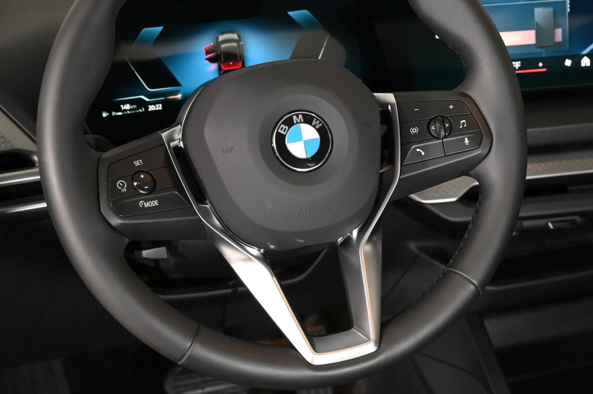 bmw-serie-1-116-2025-gasolina-1499cc