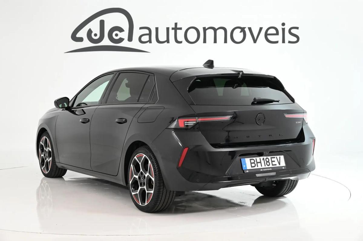 opel-astra-2024-hibrido-a-gasolina-1598cc