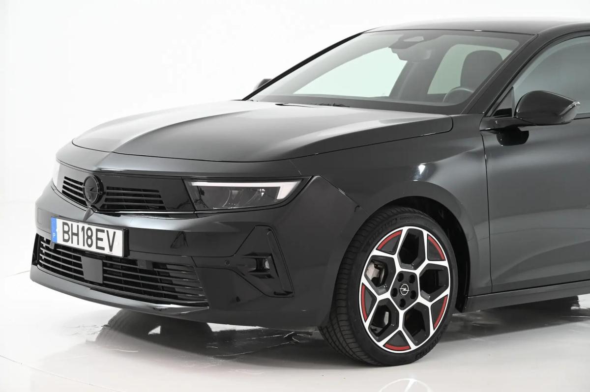 opel-astra-2024-hibrido-a-gasolina-1598cc