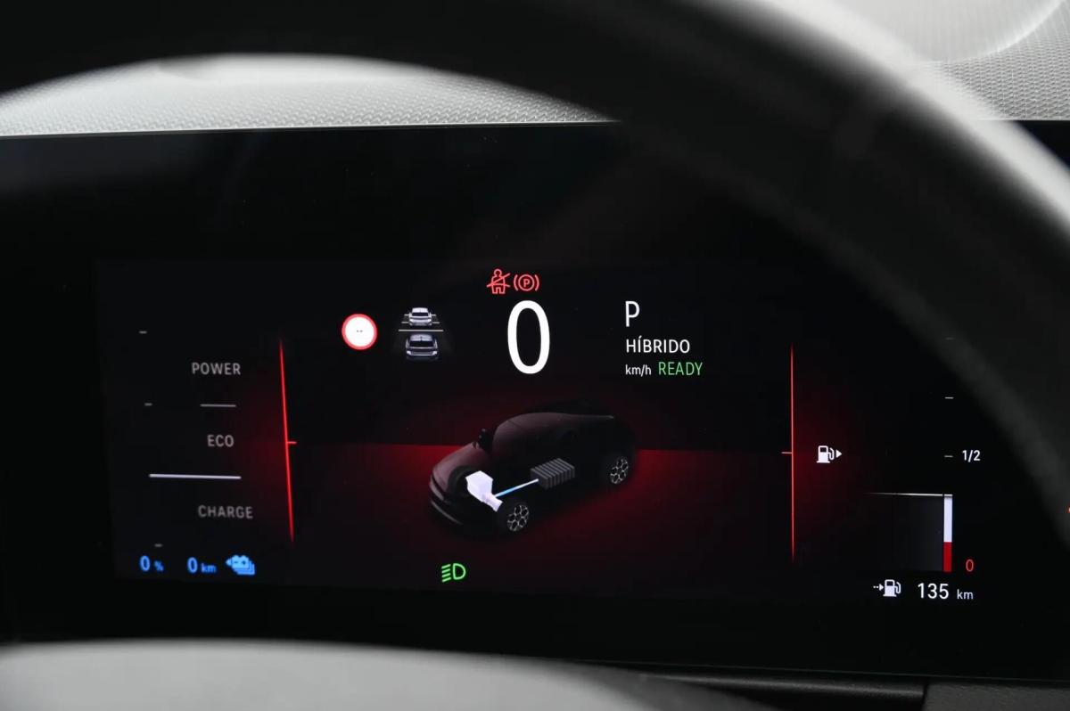 opel-astra-2024-hibrido-a-gasolina-1598cc