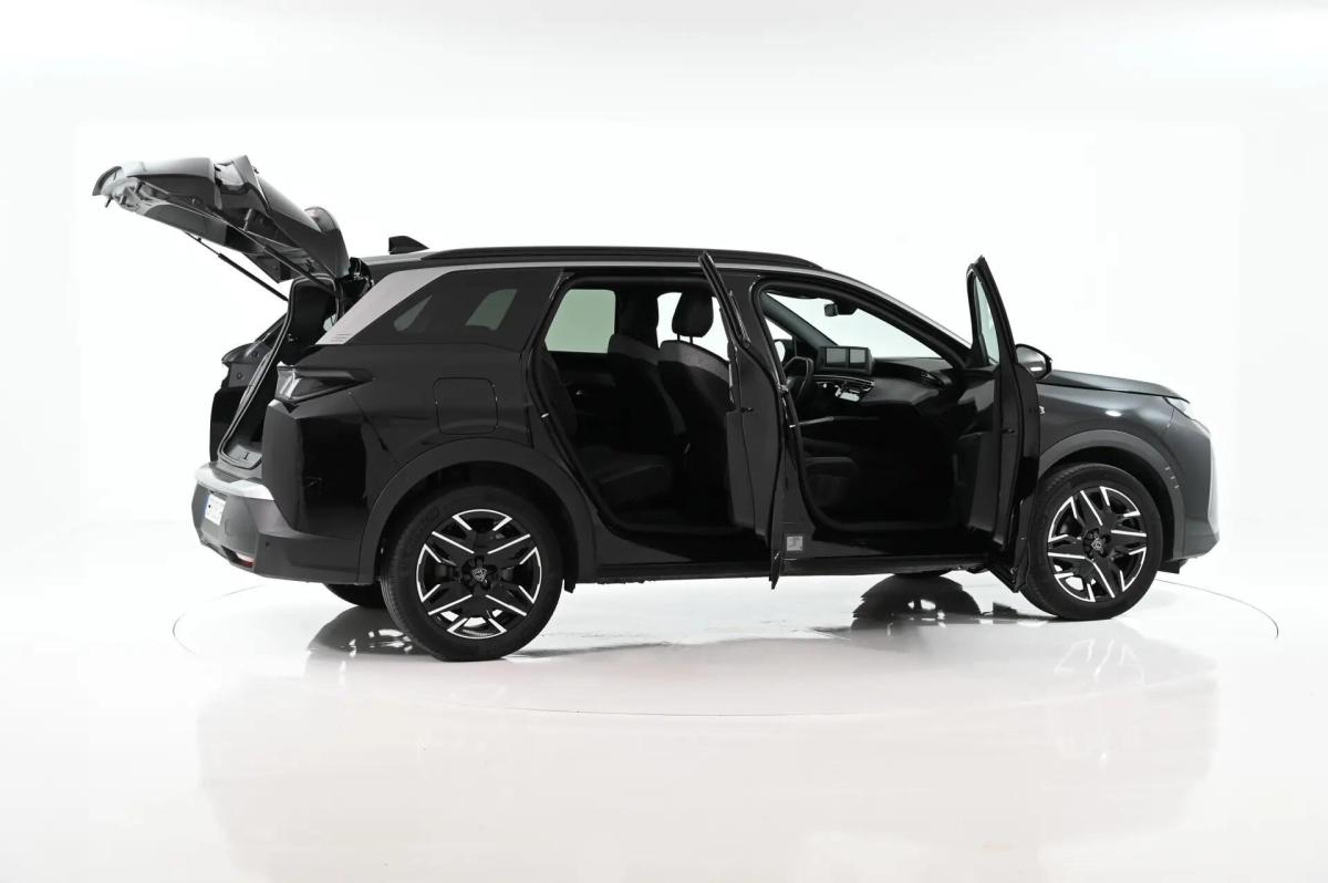 peugeot-5008-2025-gasolina-1199cc
