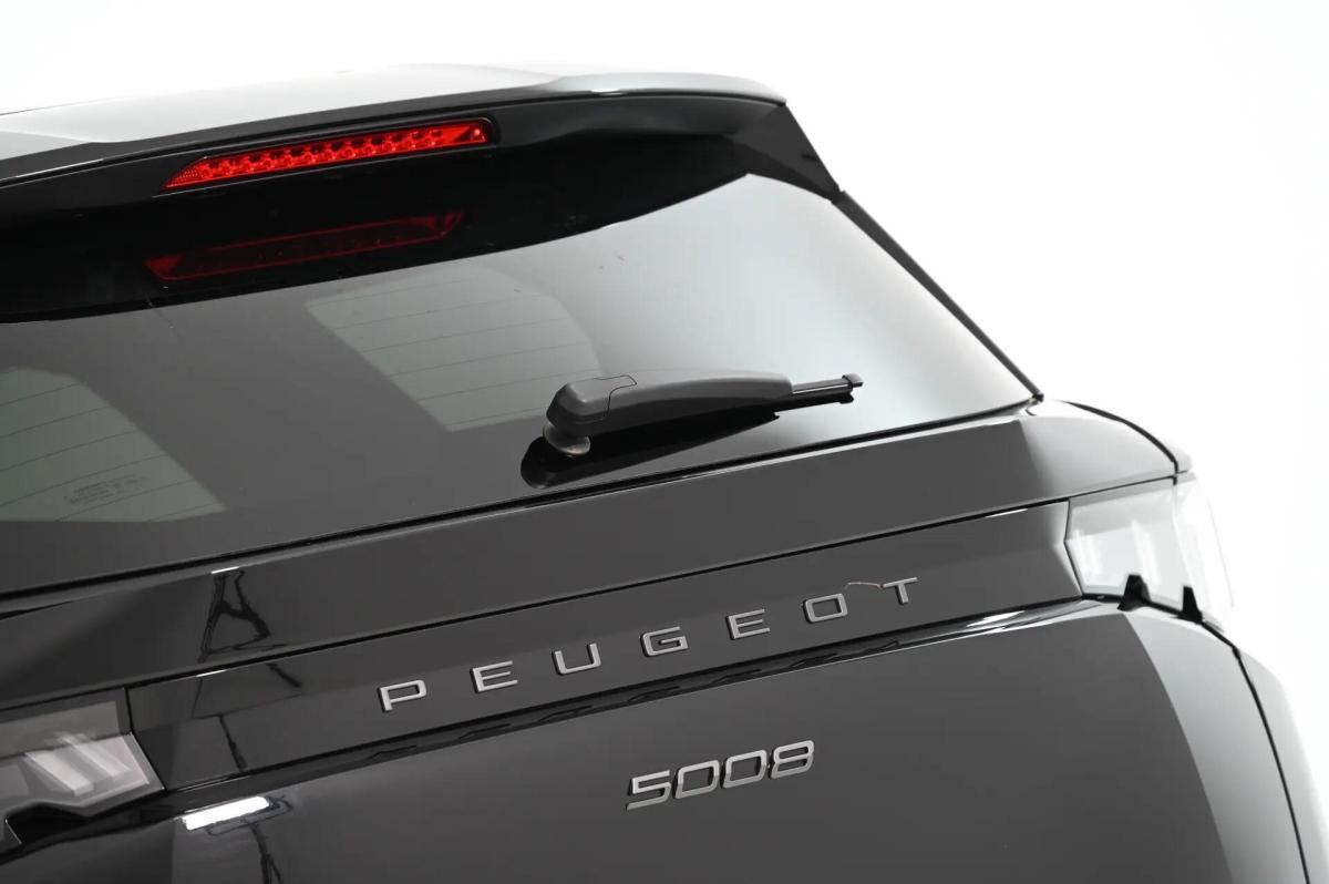 peugeot-5008-2025-gasolina-1199cc