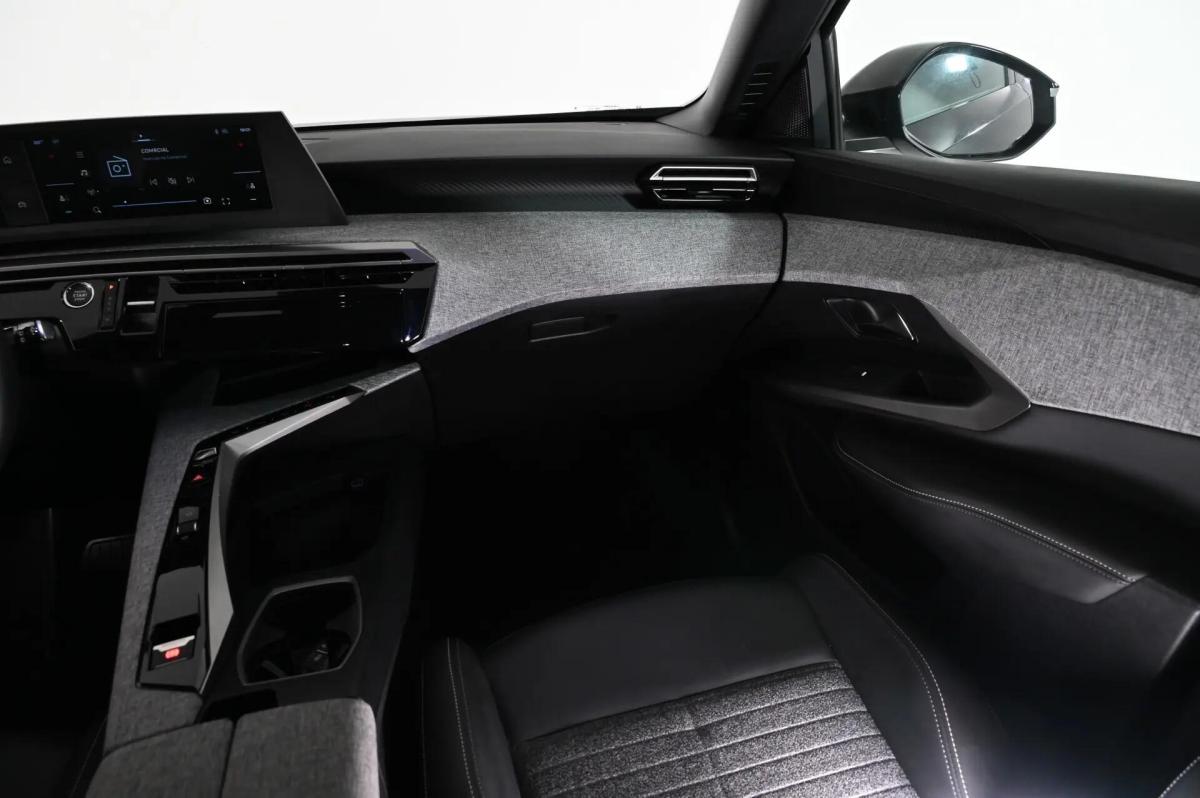 peugeot-5008-2025-gasolina-1199cc