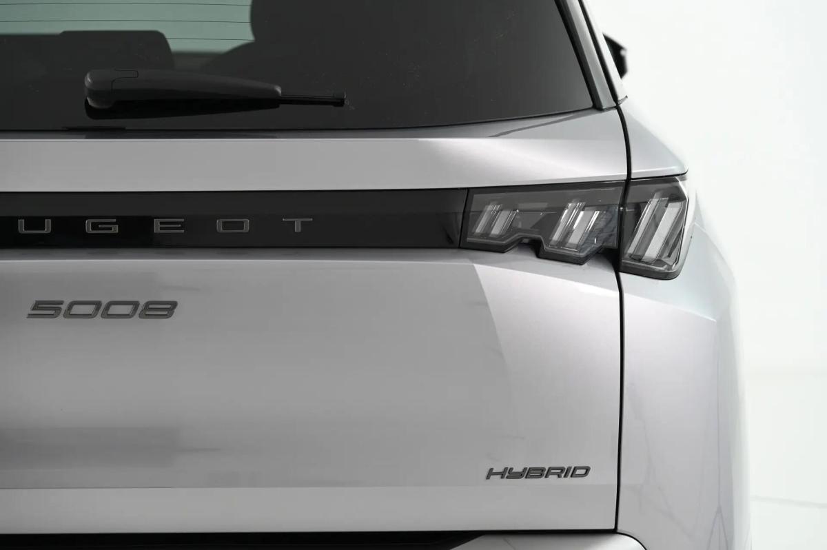 peugeot-5008-2025-gasolina-1199cc