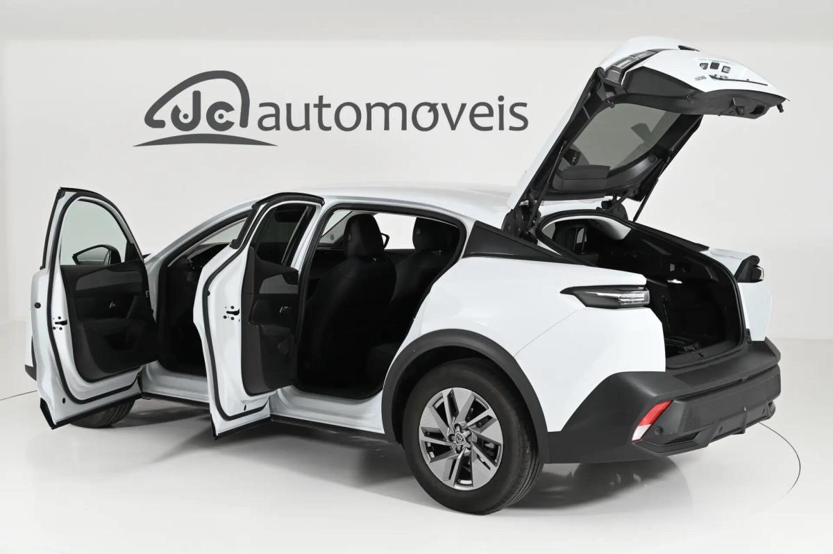 peugeot-408-2024-gasolina-1199cc
