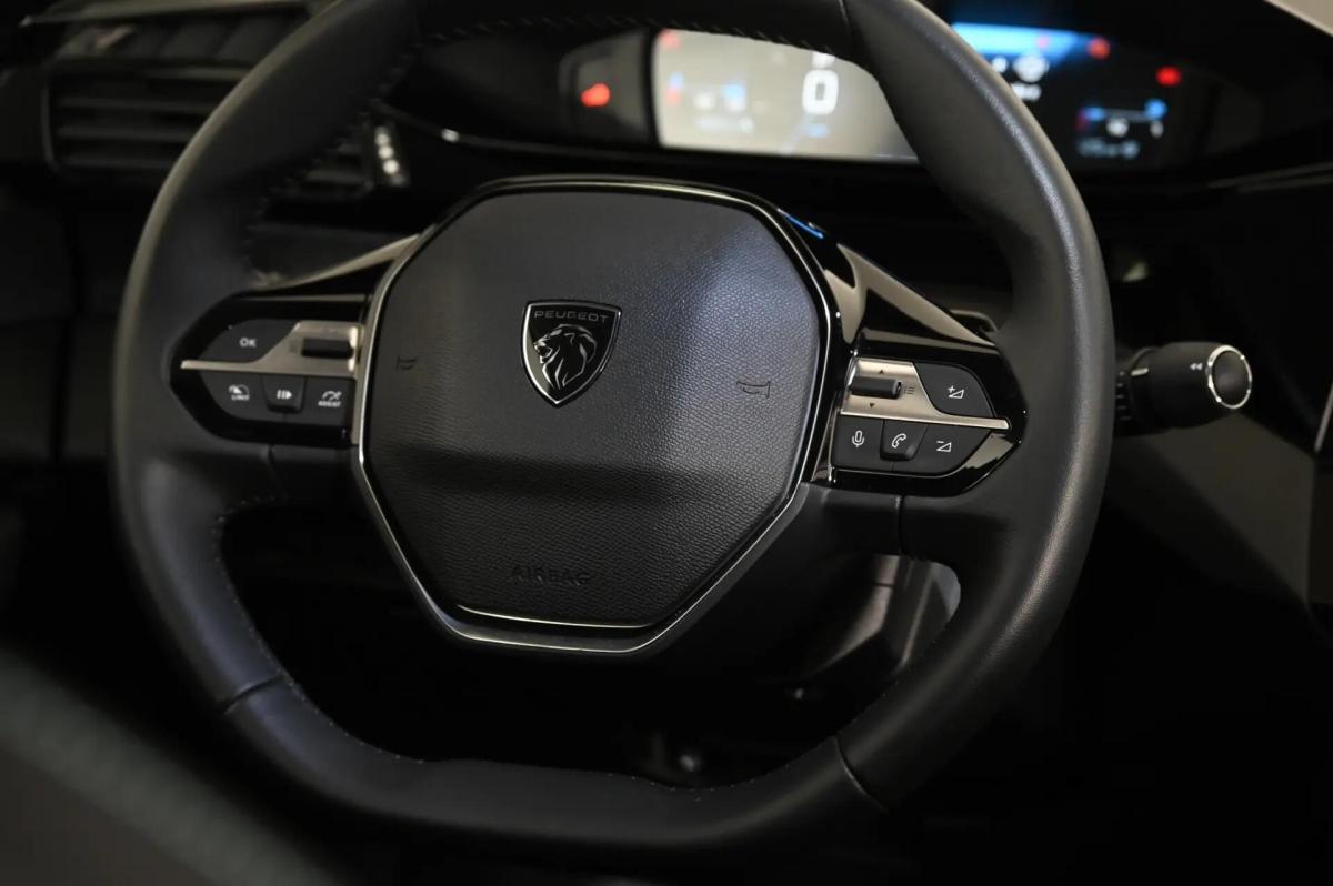 peugeot-408-2024-gasolina-1199cc