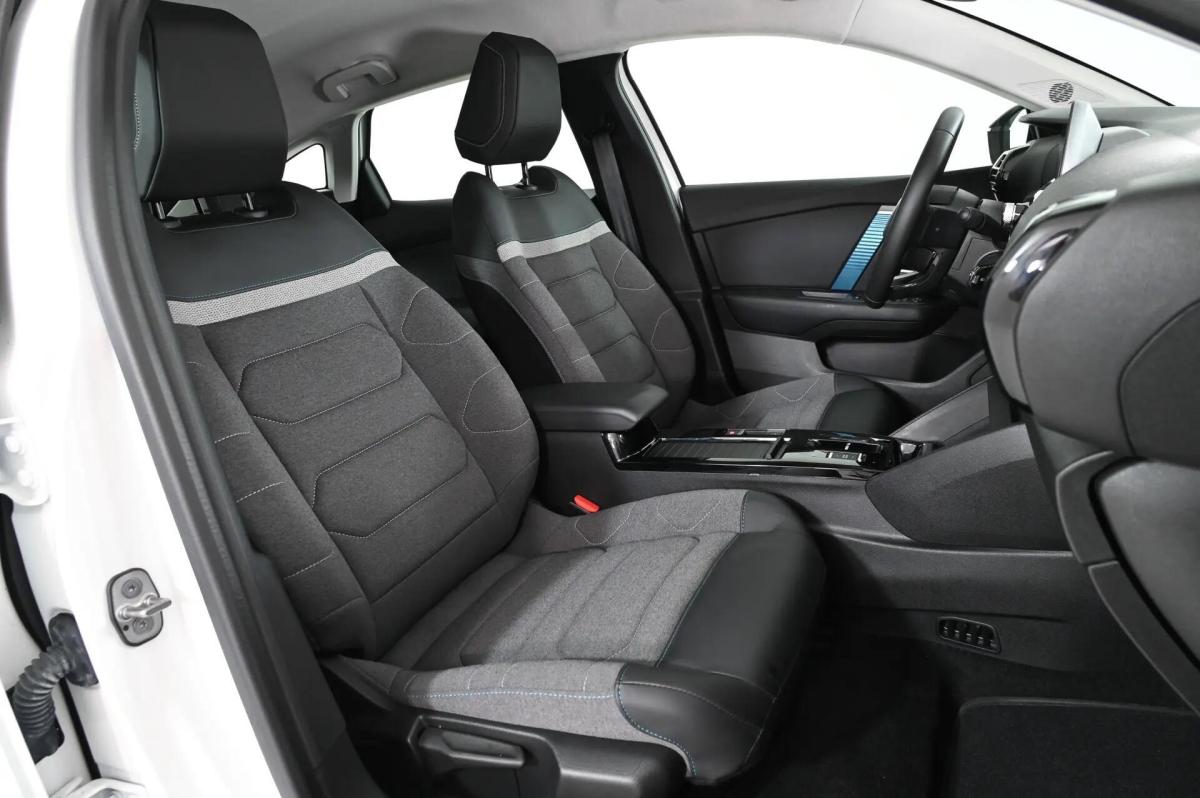 citroen-e-c4-2023-eletrico-0cc