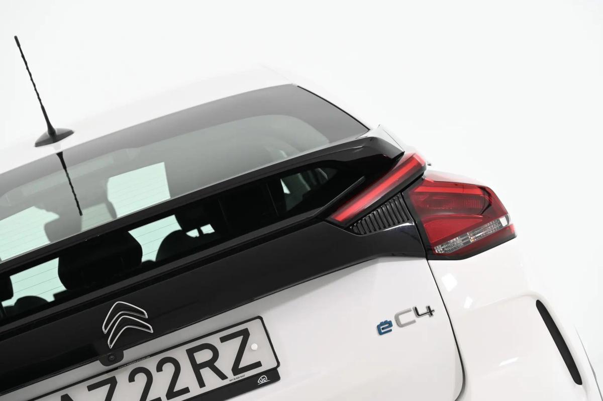 citroen-e-c4-2023-eletrico-0cc