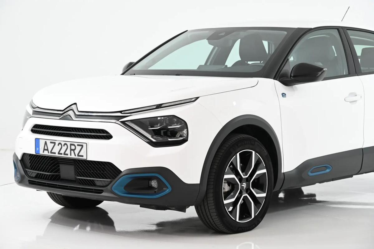 citroen-e-c4-2023-eletrico-0cc