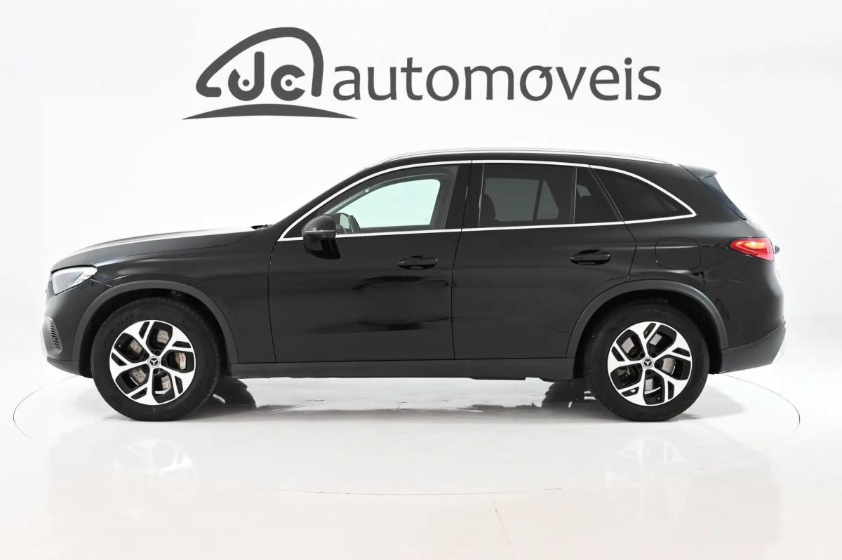 mercedes-benz-glc-300-e-4matic-2023-hibrido-a-gasolina-1999cc