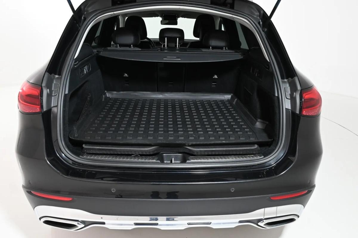 mercedes-benz-glc-300-e-4matic-2023-hibrido-a-gasolina-1999cc
