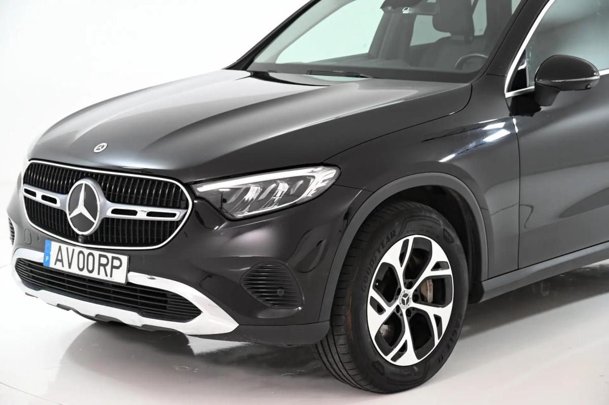 mercedes-benz-glc-300-e-4matic-2023-hibrido-a-gasolina-1999cc