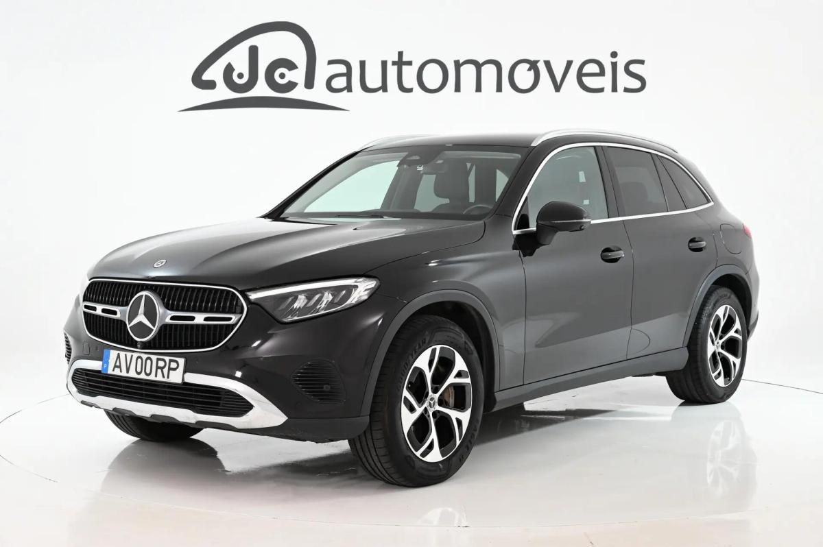 mercedes-benz-glc-300-e-4matic-2023-hibrido-a-gasolina-1999cc