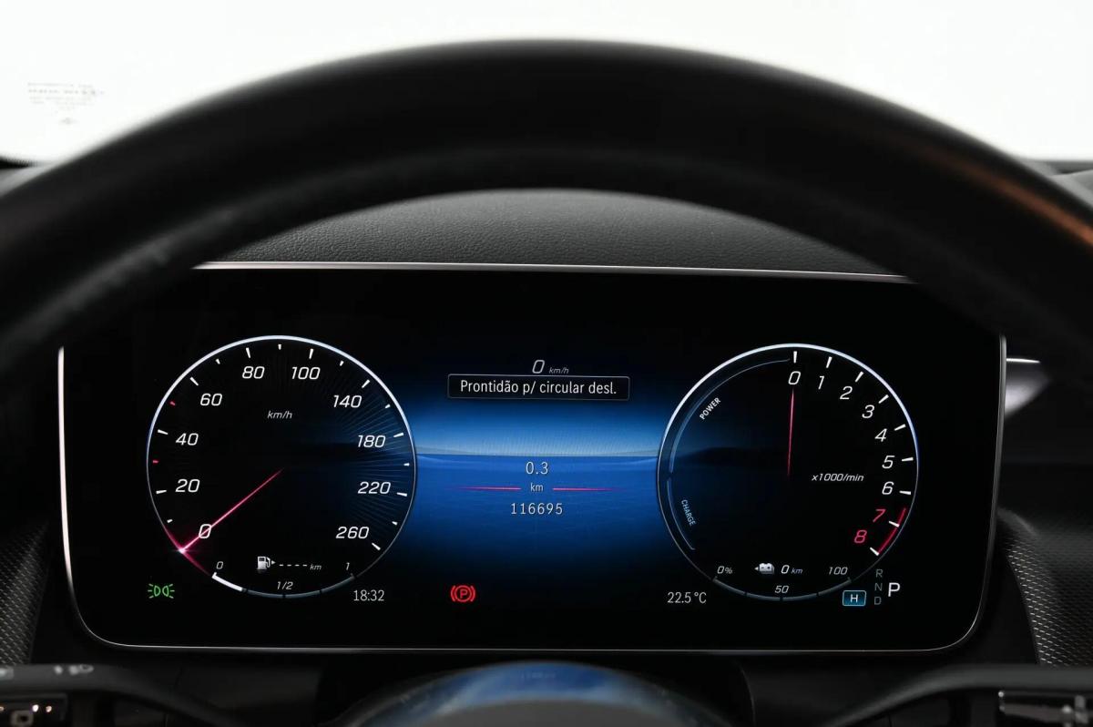 mercedes-benz-glc-300-e-4matic-2023-hibrido-a-gasolina-1999cc