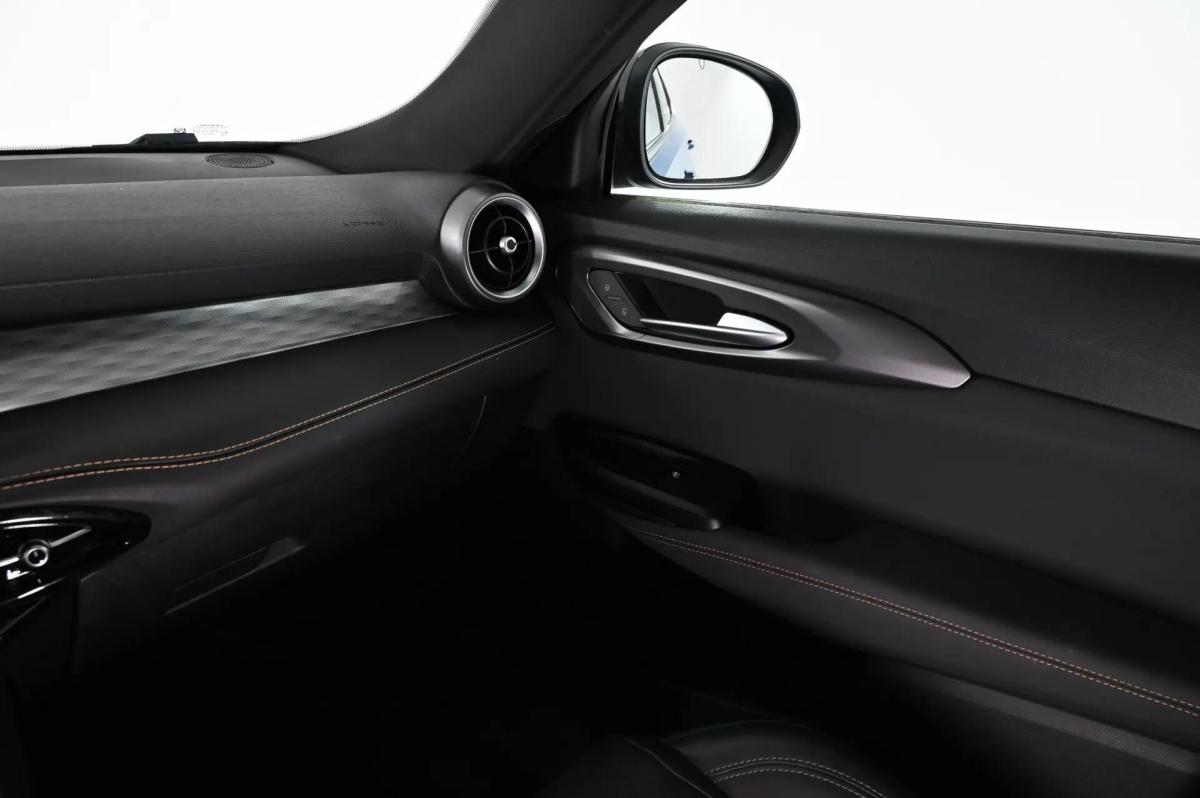 alfa-romeo-tonale-2024-gasolina-1469cc