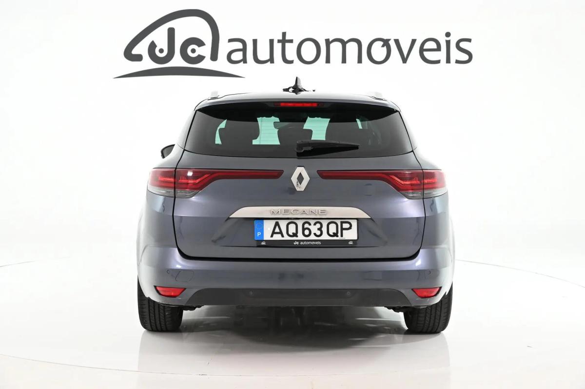 renault-megane-sport-tourer-2022-diesel-1461cc