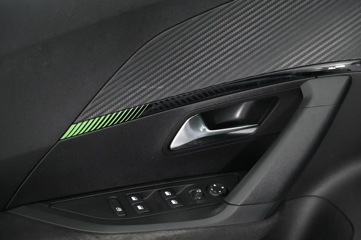 peugeot-2008-2024-gasolina-1199cc